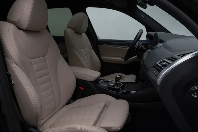 BMW X3 (Seria X) din 2021 cu 18.918 km - oferta BMW221131 - foto 36
