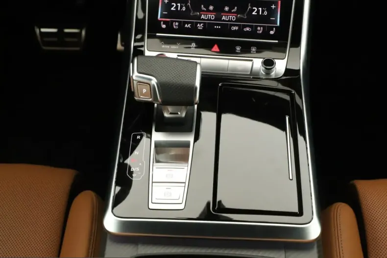 Audi RSQ8 din 2023 cu 27.400 km - oferta AUD221135 - foto 10