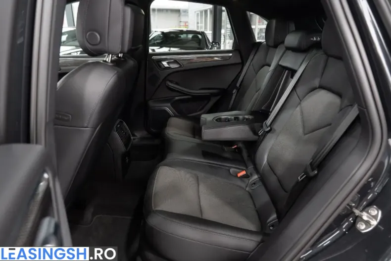 Porsche Macan din 2022 cu 42.136 km - oferta POR221146 - foto 16