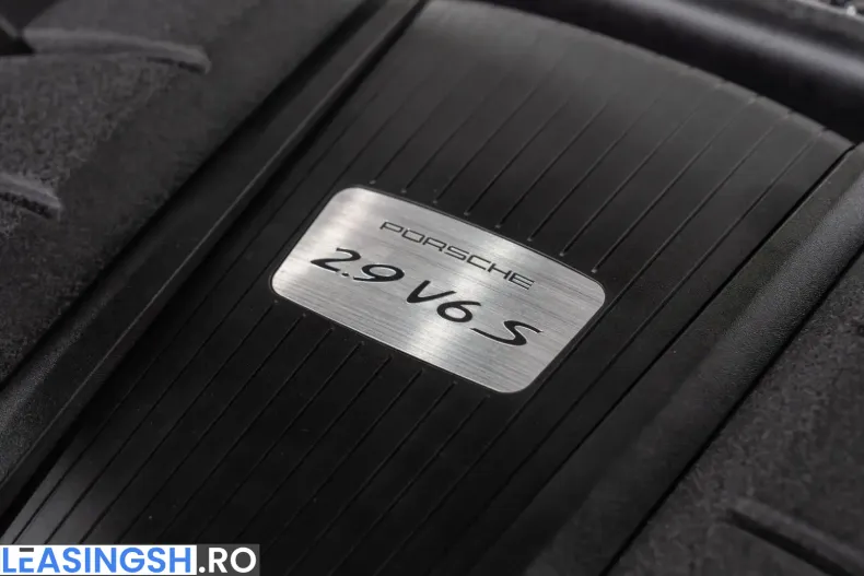 Porsche Macan din 2022 cu 42.136 km - oferta POR221146 - foto 26