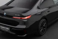 BMW i7 (Seria 7) din 2023 cu 23.029 km - oferta BMW221148 - foto 10