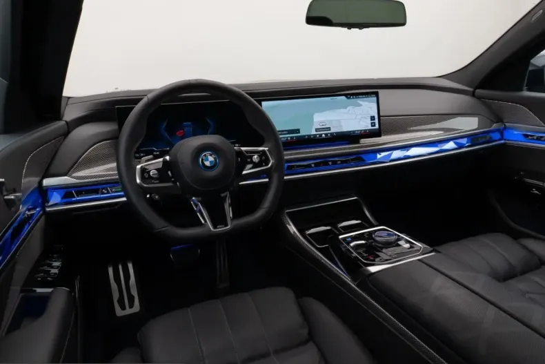 BMW i7 (Seria 7) din 2023 cu 23.029 km - oferta BMW221148 - foto 34