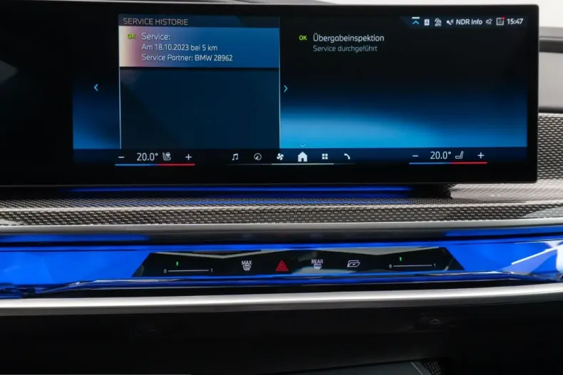 BMW i7 (Seria 7) din 2023 cu 23.029 km - oferta BMW221148 - foto 39