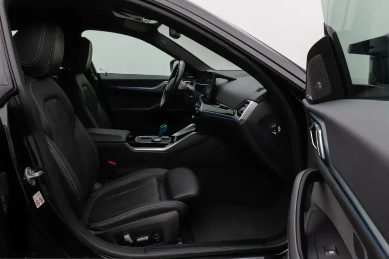 BMW i4 (Seria 4) din 2022 cu 61.223 km - oferta BMW221150 - foto 20