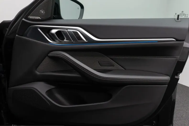 BMW i4 (Seria 4) din 2022 cu 61.223 km - oferta BMW221150 - foto 26