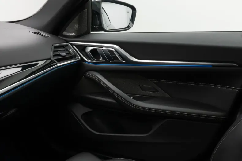 BMW i4 (Seria 4) din 2022 cu 61.223 km - oferta BMW221150 - foto 28