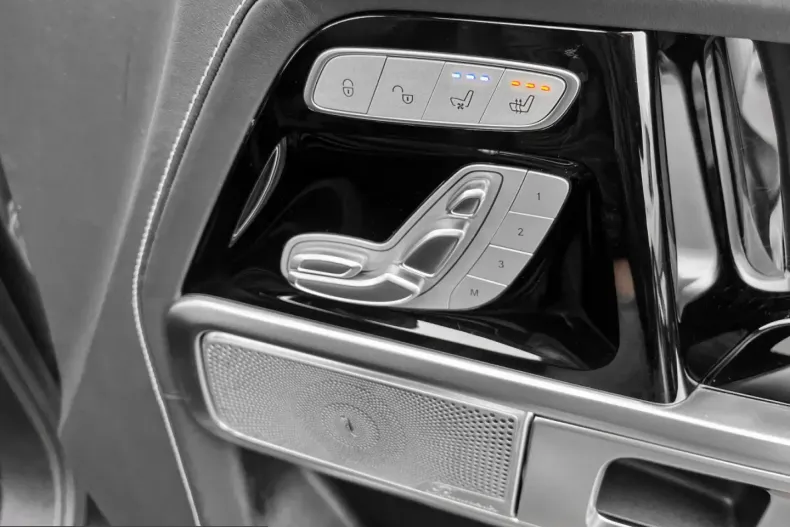 Mercedes-Benz G 63 AMG (Clasa G) din 2024 cu 30.000 km - oferta MER221155 - foto 11