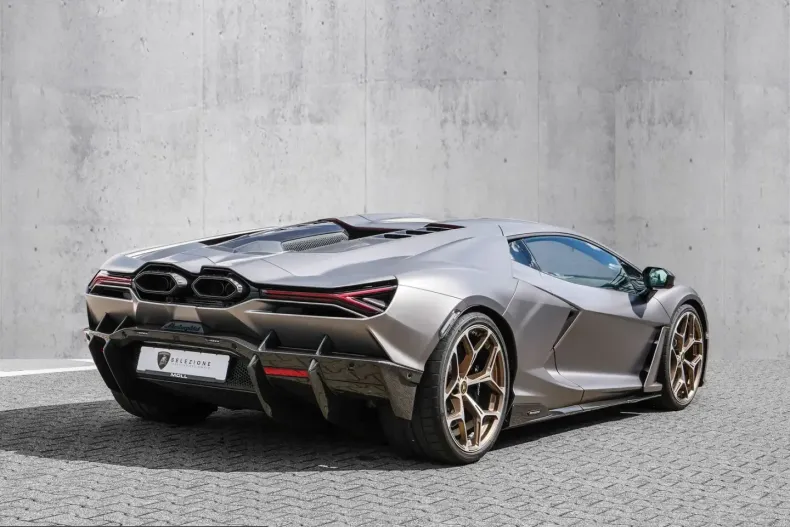 Lamborghini Revuelto din 2025 cu 5.230 km - oferta LAM221156 - foto 4