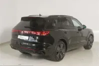 Volkswagen Touareg din 2025 cu 12.331 km - oferta VOL221158 - foto 5