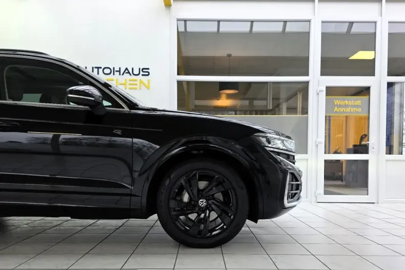Volkswagen Touareg din 2025 cu 10.215 km - oferta VOL221161 - foto 5