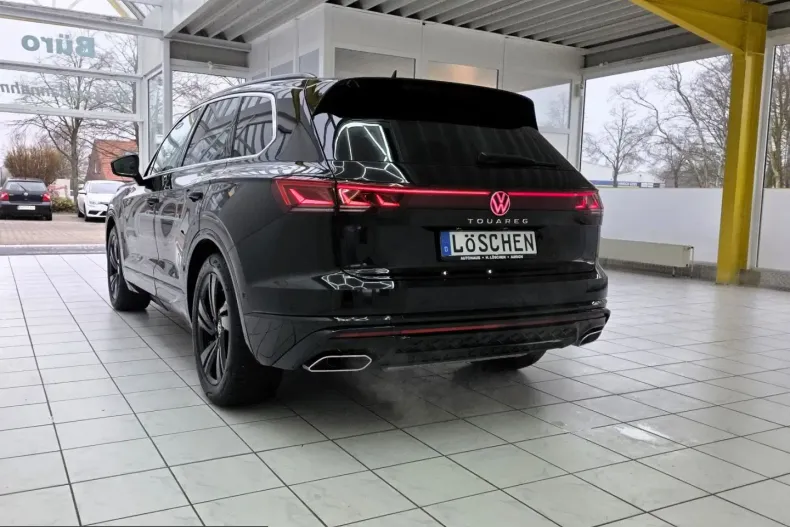 Volkswagen Touareg din 2025 cu 10.215 km - oferta VOL221161 - foto 11