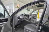 Volkswagen Touareg din 2025 cu 10.215 km - oferta VOL221161 - foto 12