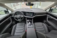 Volkswagen Touareg din 2025 cu 10.215 km - oferta VOL221161 - foto 23