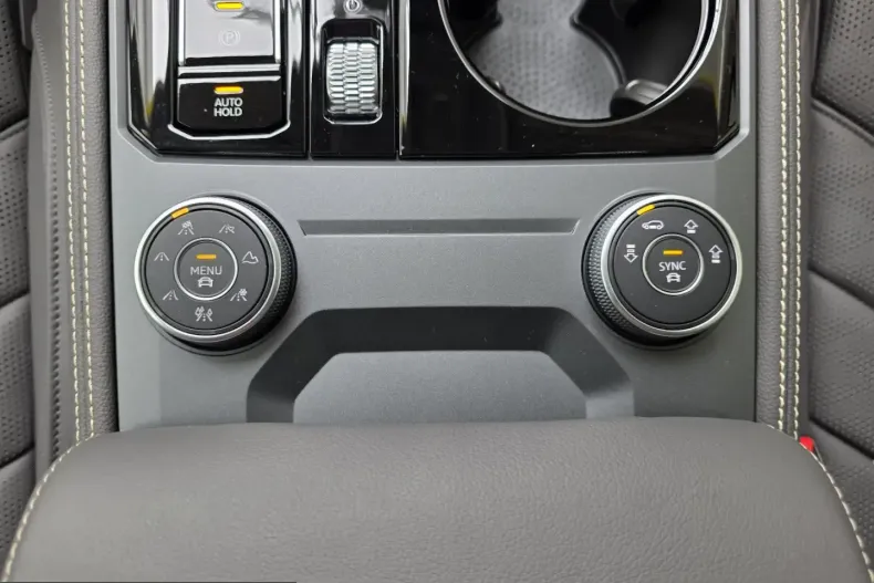 Volkswagen Touareg din 2025 cu 10.215 km - oferta VOL221161 - foto 47
