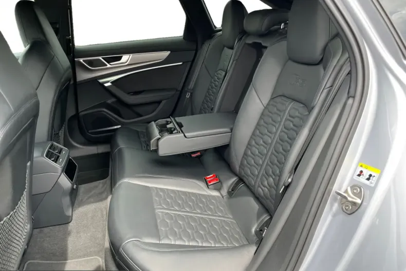 Audi RS6 din 2021 cu 64.000 km - oferta AUD221169 - foto 9