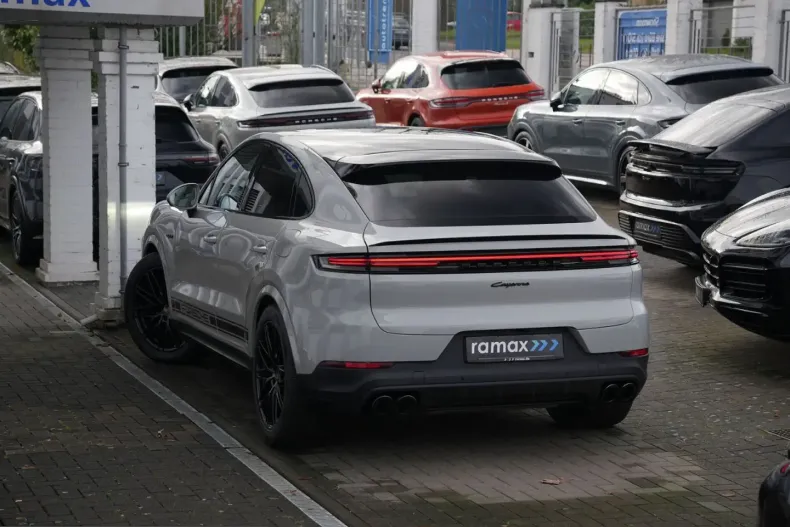 Porsche Cayenne din 2024 cu 22.000 km - oferta POR221171 - foto 7