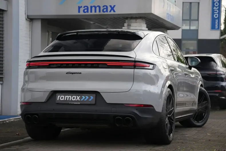 Porsche Cayenne din 2024 cu 22.000 km - oferta POR221171 - foto 8