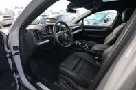 Porsche Cayenne din 2024 cu 22.000 km - oferta POR221171 - foto 21