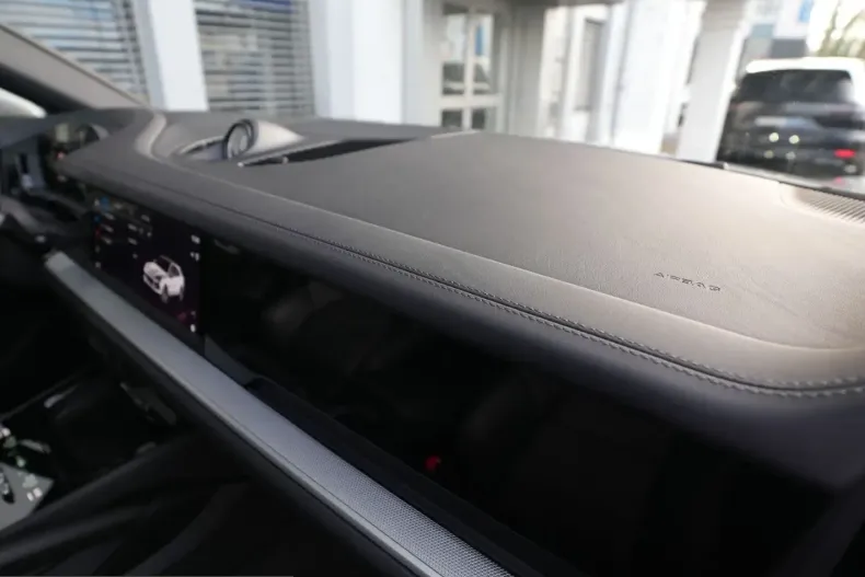 Porsche Cayenne din 2024 cu 22.000 km - oferta POR221171 - foto 27