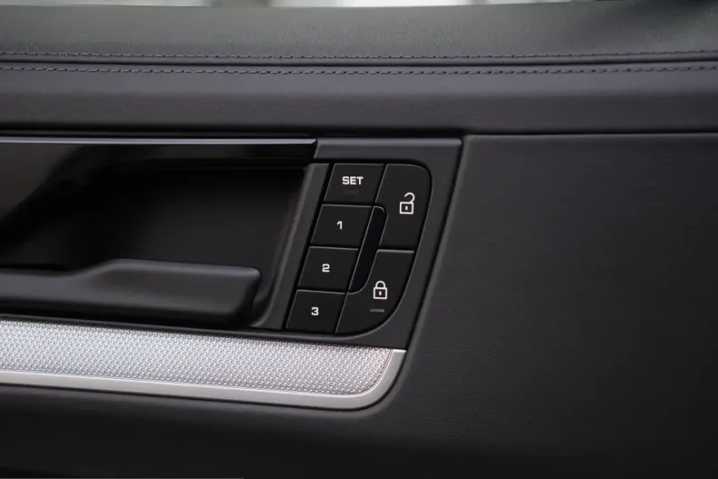 Porsche Cayenne din 2024 cu 22.000 km - oferta POR221171 - foto 38