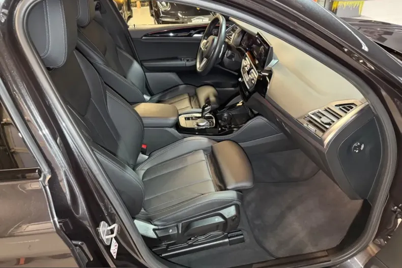 BMW X4 (Seria X) din 2024 cu 31.167 km - oferta BMW221175 - foto 15