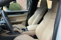 Porsche Cayenne din 2025 cu 9.900 km - oferta POR221185 - foto 4
