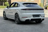 Porsche Cayenne din 2025 cu 9.900 km - oferta POR221185 - foto 12