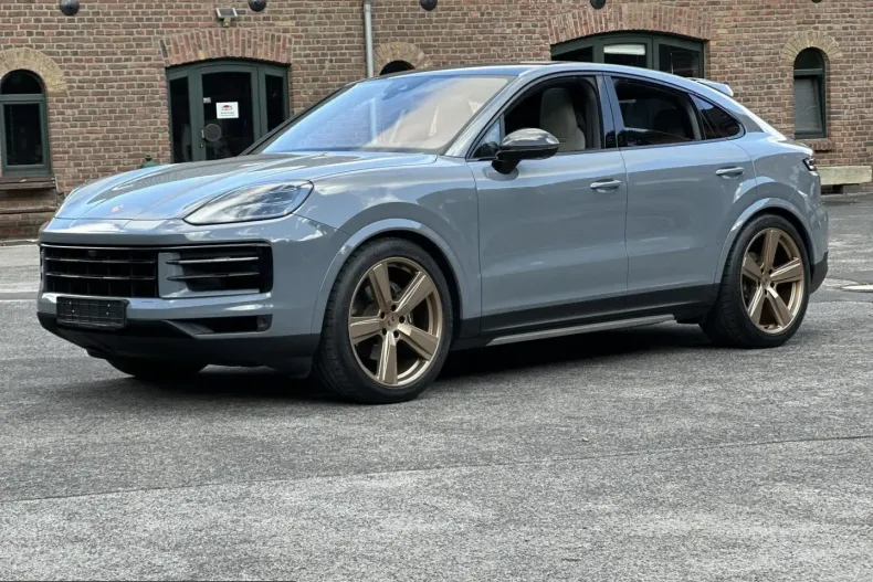 Porsche Cayenne din 2025 cu 7.900 km - oferta POR221186 - foto 7