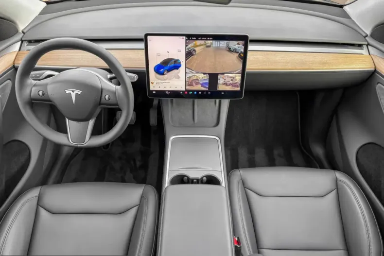 Tesla Model Y din 2024 cu 35.000 km - oferta TES221195 - foto 9