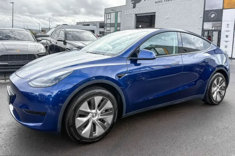 Tesla Model Y din 2024 cu 35.000 km - oferta TES221195 - foto 11