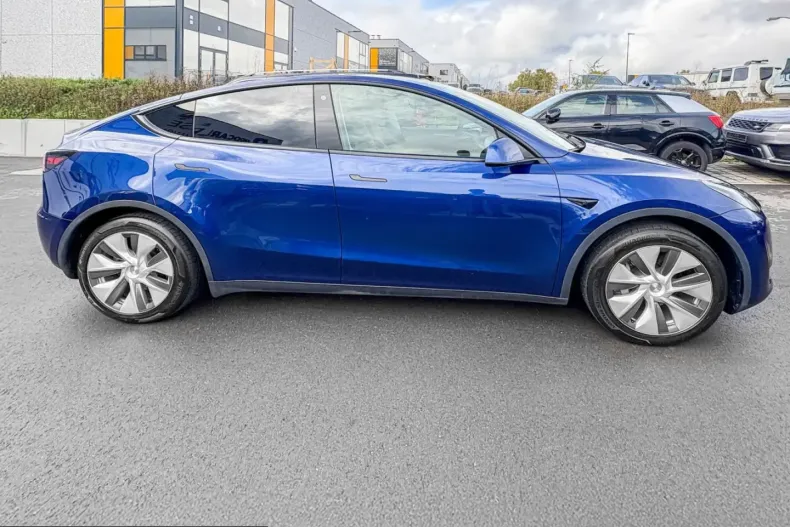 Tesla Model Y din 2024 cu 35.000 km - oferta TES221195 - foto 13