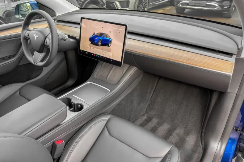 Tesla Model Y din 2024 cu 35.000 km - oferta TES221195 - foto 15