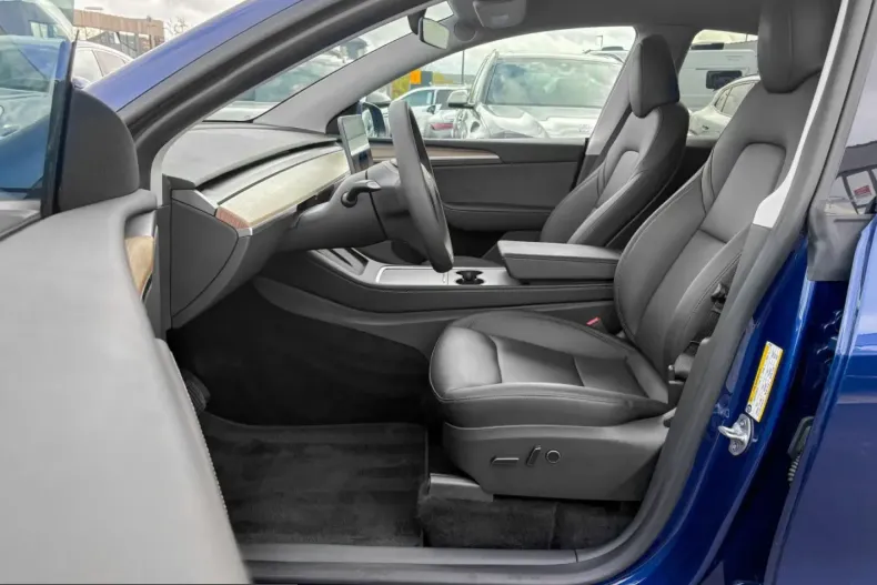 Tesla Model Y din 2024 cu 35.000 km - oferta TES221195 - foto 16