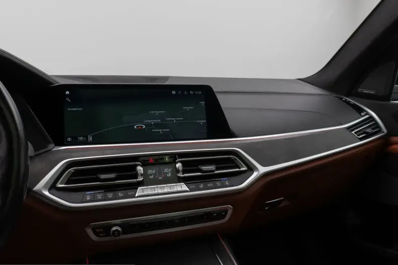 BMW X7 (Seria X) din 2022 cu 95.319 km - oferta BMW221199 - foto 21