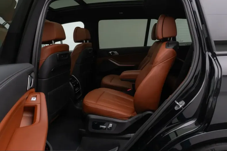 BMW X7 (Seria X) din 2022 cu 95.319 km - oferta BMW221199 - foto 25