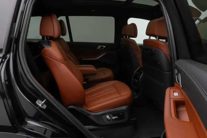 BMW X7 (Seria X) din 2022 cu 95.319 km - oferta BMW221199 - foto 26