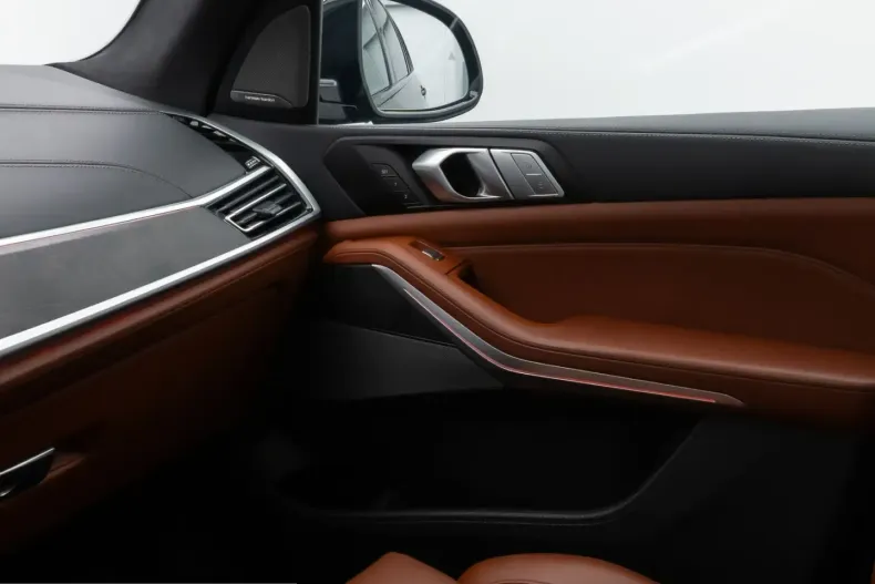 BMW X7 (Seria X) din 2022 cu 95.319 km - oferta BMW221199 - foto 34