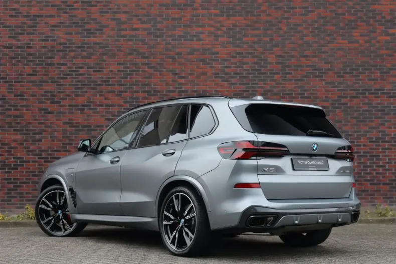 BMW X5 (Seria X) din 2025 cu 11.597 km - oferta BMW221201 - foto 2