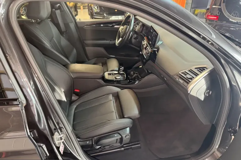BMW X4 (Seria X) din 2024 cu 18.086 km - oferta BMW221204 - foto 16
