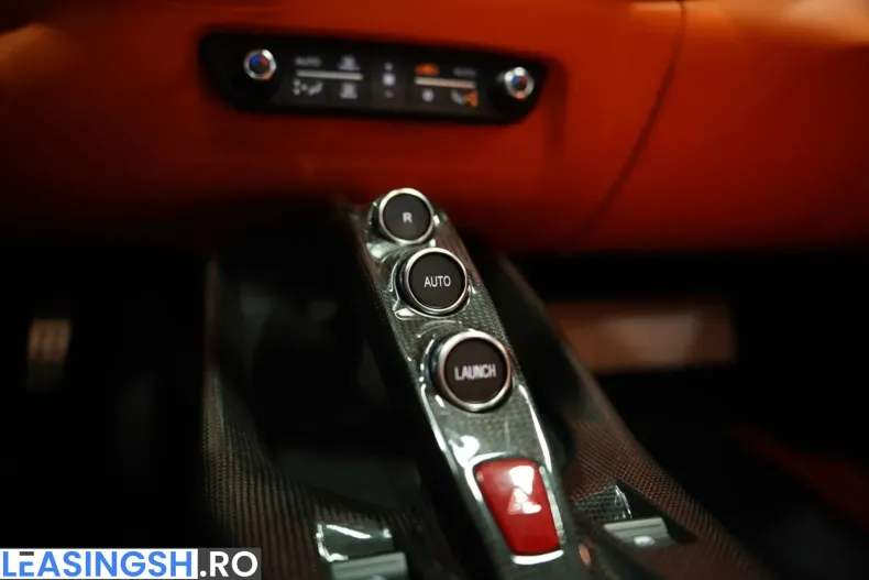 Ferrari 812 din 2023 cu 9.900 km - oferta FER221209 - foto 36
