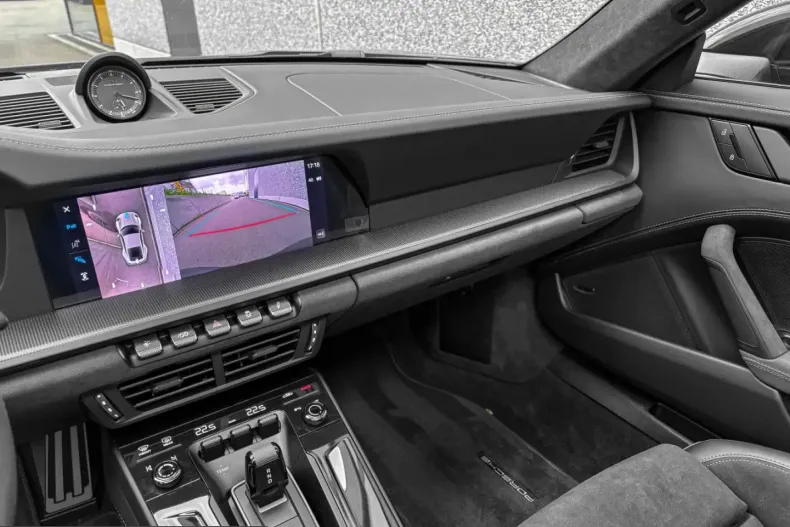 Porsche 992 din 2025 cu 2.300 km - oferta POR221211 - foto 13