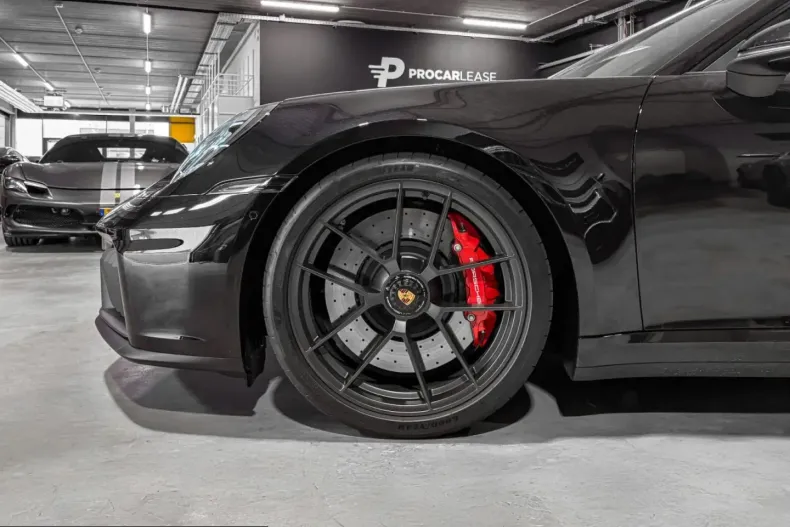 Porsche 992 din 2025 cu 2.300 km - oferta POR221211 - foto 15