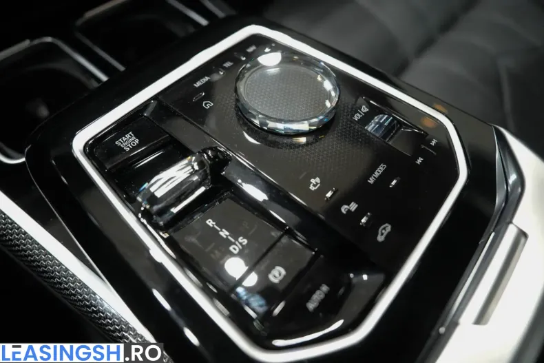 BMW 740 (Seria 7) din 2024 cu 26.381 km - oferta BMW221213 - foto 24