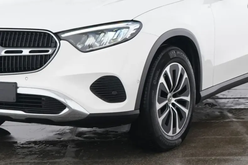Mercedes-Benz GLC 220 (Clasa GLC) din 2024 cu 19.979 km - oferta MER221215 - foto 3
