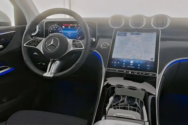 Mercedes-Benz GLC 220 (Clasa GLC) din 2024 cu 19.979 km - oferta MER221215 - foto 5