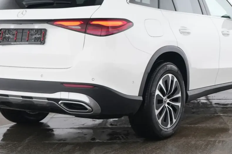 Mercedes-Benz GLC 220 (Clasa GLC) din 2024 cu 19.979 km - oferta MER221215 - foto 9