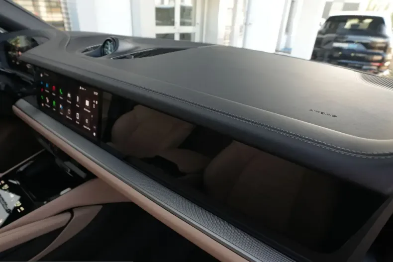 Porsche Cayenne din 2025 cu 11.000 km - oferta POR221217 - foto 27
