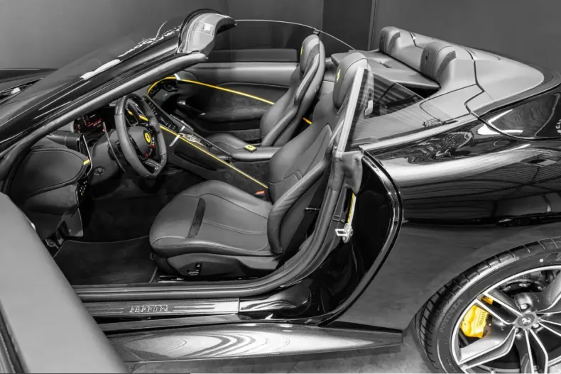 Ferrari Roma din 2024 cu 7.000 km - oferta FER221218 - foto 4