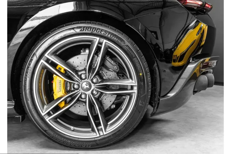 Ferrari Roma din 2024 cu 7.000 km - oferta FER221218 - foto 30