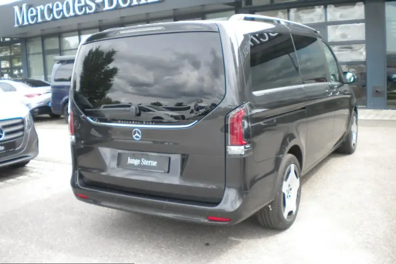 Mercedes-Benz V 300 (Clasa V) din 2025 cu 11.661 km - oferta MER221224 - foto 3